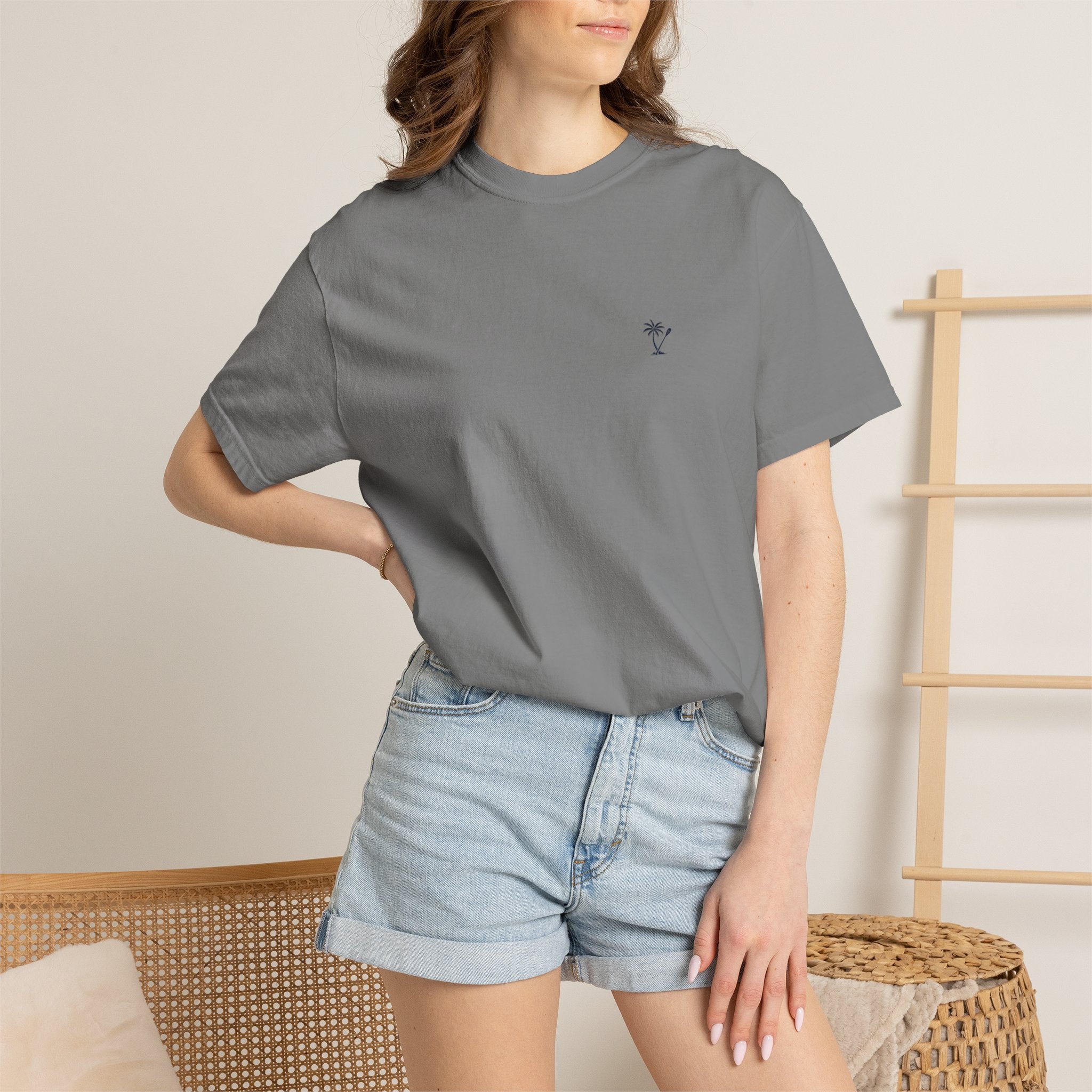 Palm & Paddle logo T-Shirt | Palm tree paddle beach design